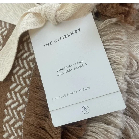 🆕NWT THE CITIZENRY ALTO LUXE ALPACA THROW - Picture 7 of 10